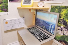 石膏ボード壁にコーナー棚